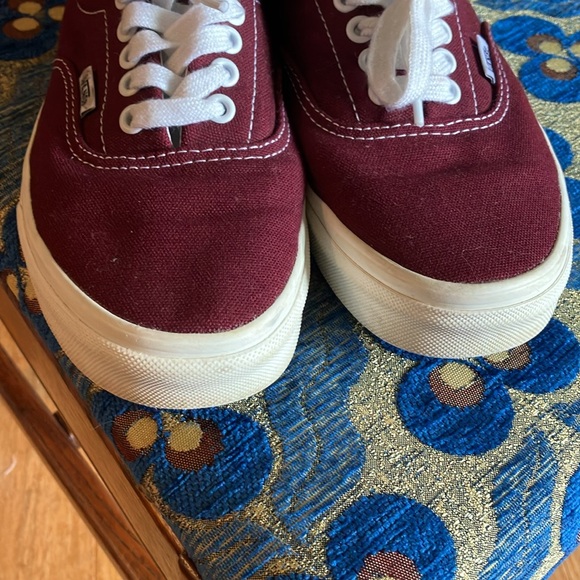 Vans Oxblood sneakers! Preloved ❤️ - Picture 7 of 14